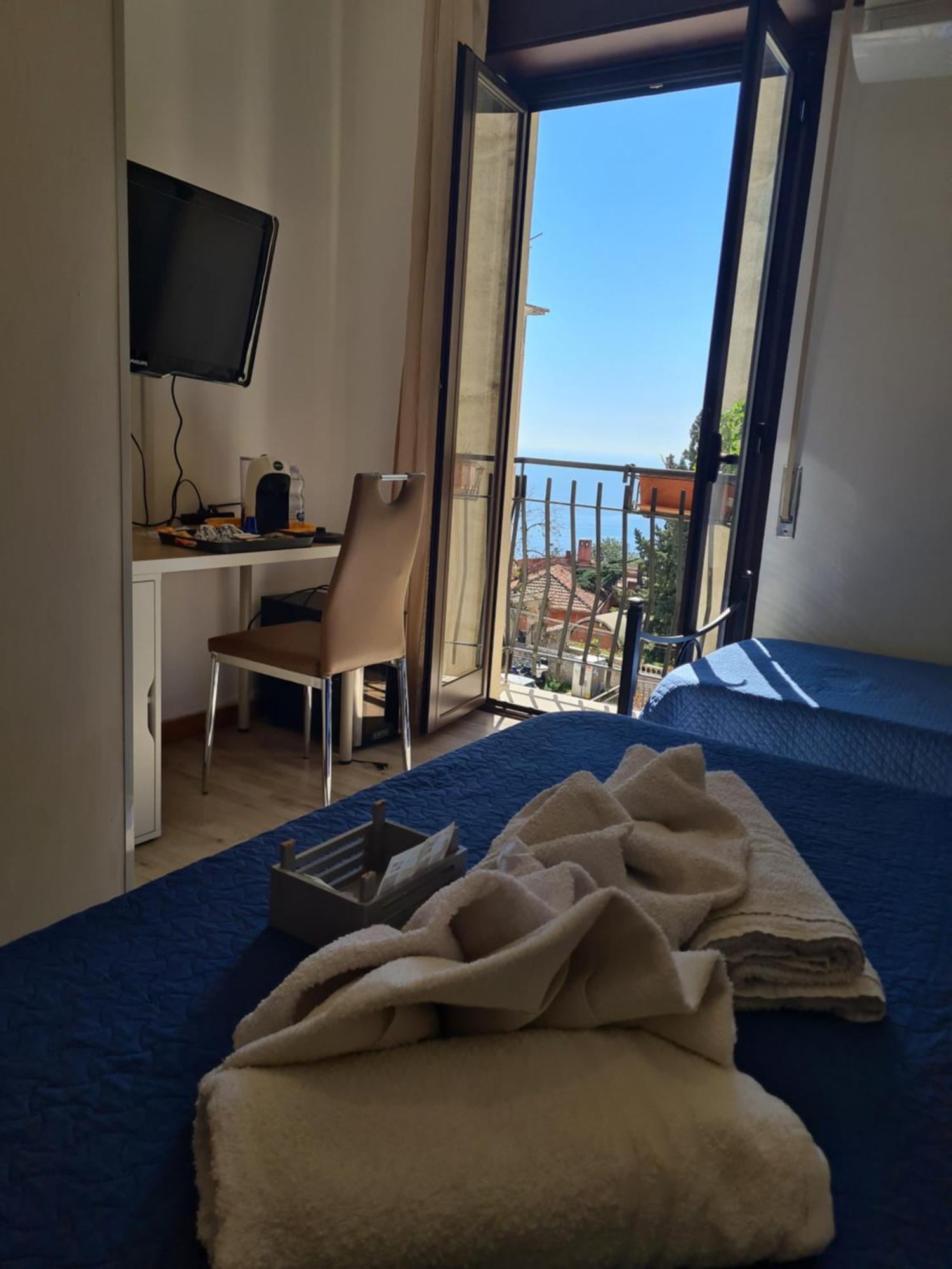 Bella Taormina Bed & Breakfast Ruang foto