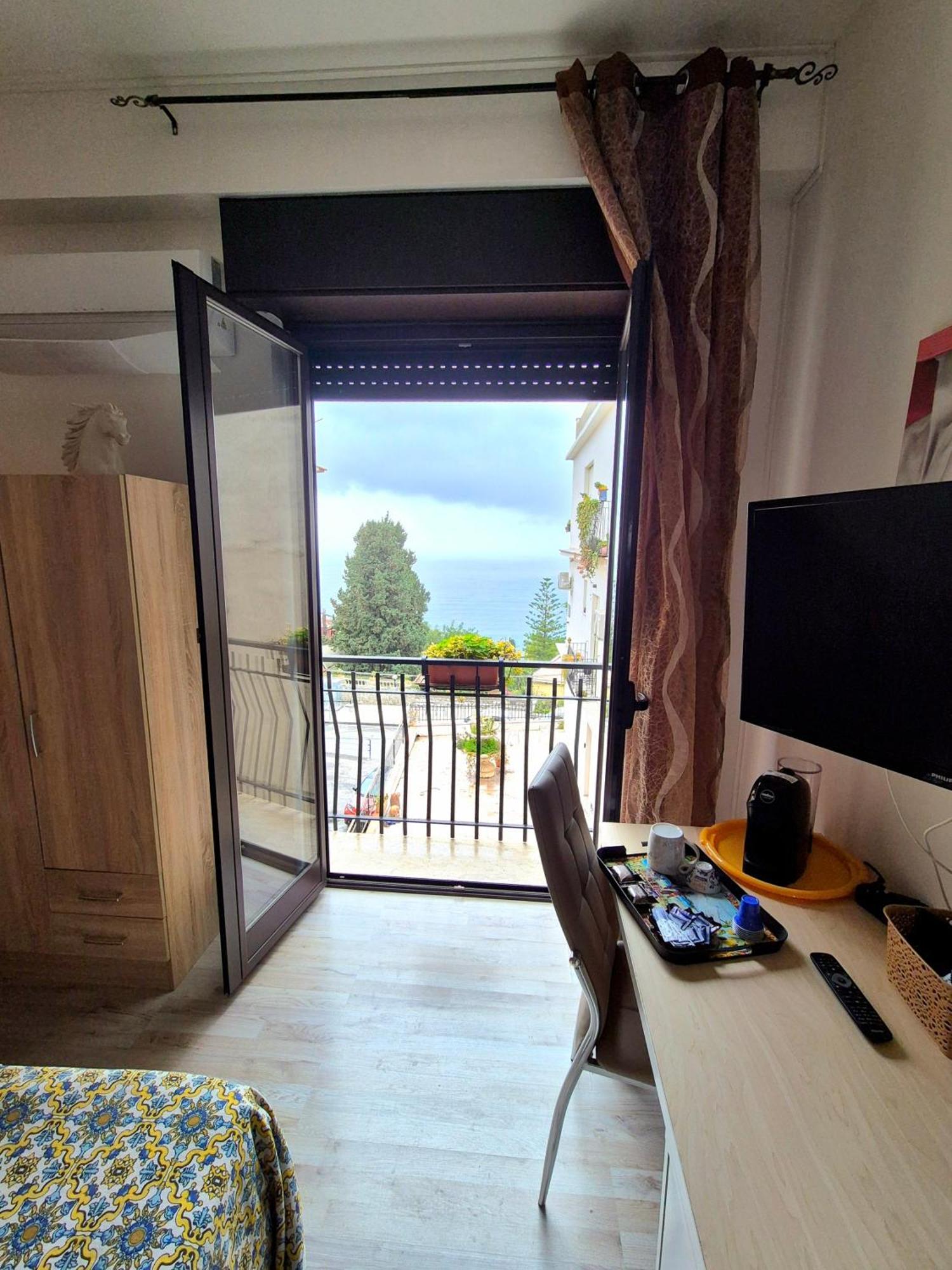 Bella Taormina Bed & Breakfast Bagian luar foto